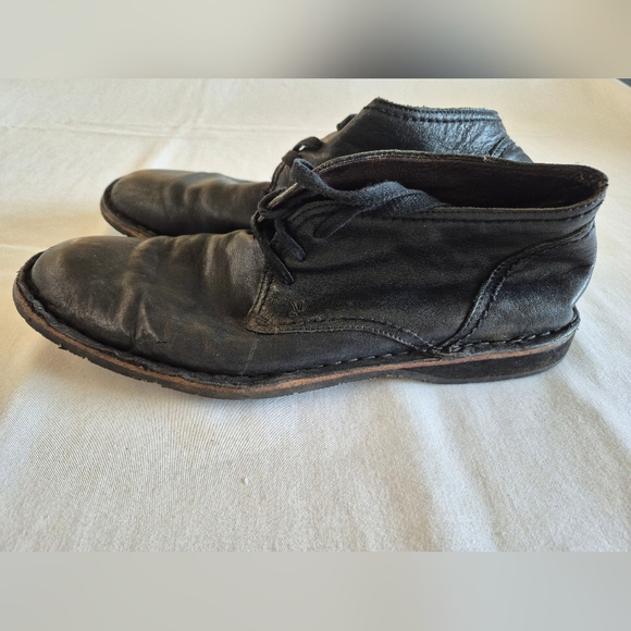 John Varvatos Black Leather Distressed Look Men's Shoes - Picture 1 of 9